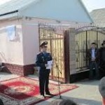 На доме Халык КаҺарманы Газиза Байтасова была открыта мемориальная доска